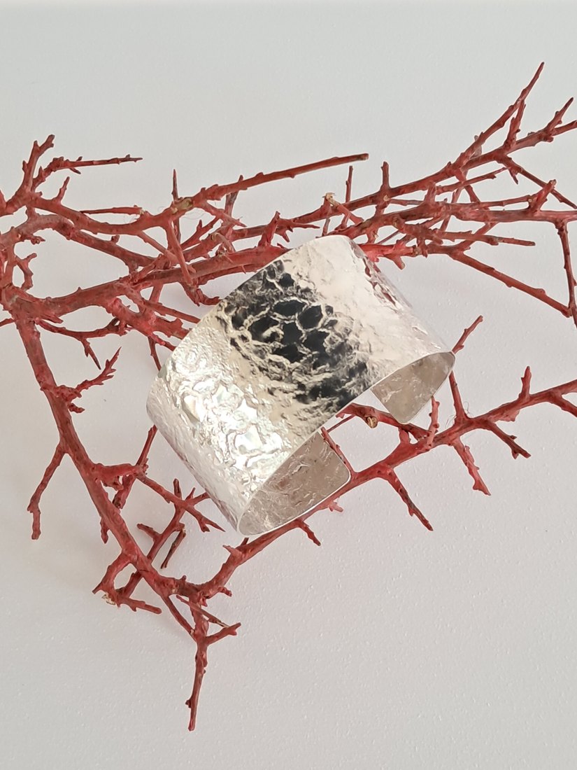Armspange · Silber, geprägt