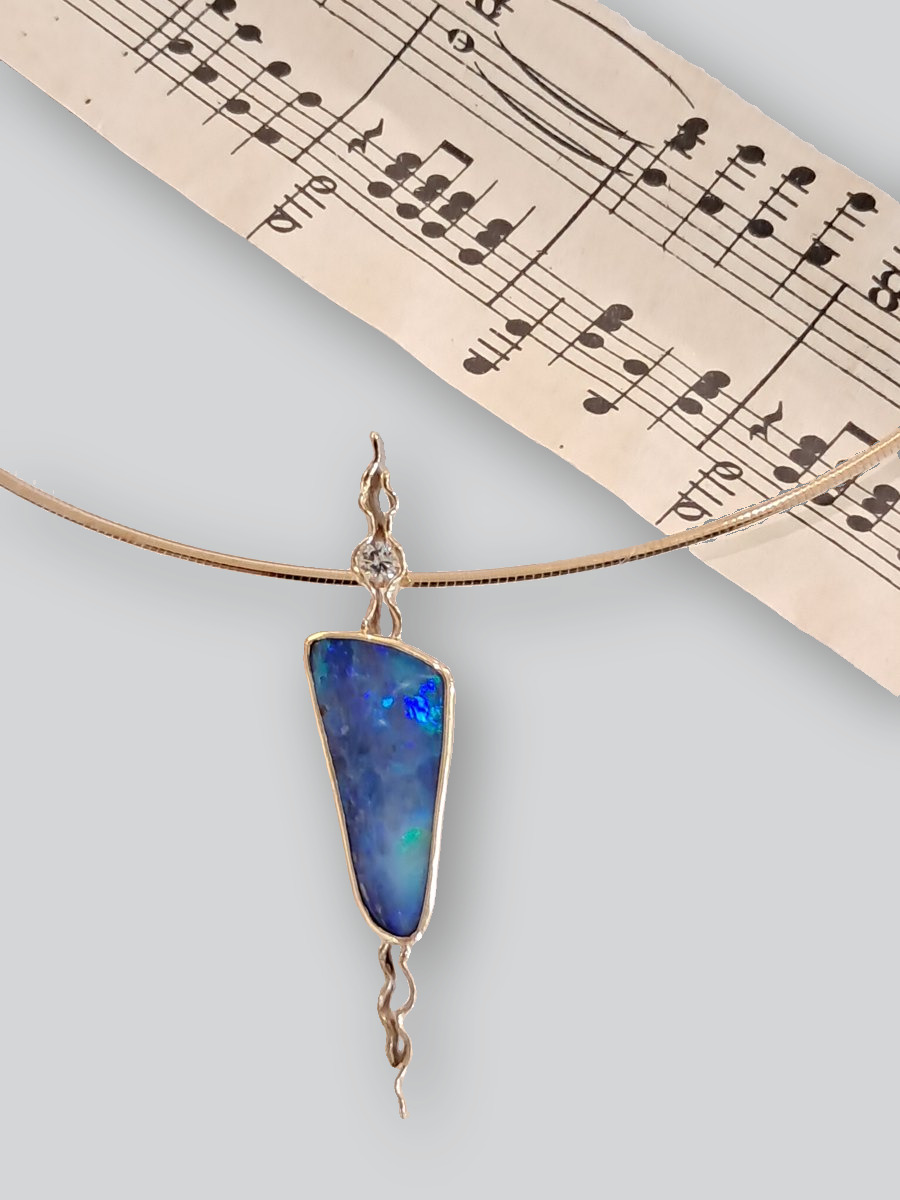 Anhänger · Boulderopal & Brillant, Gelbgold